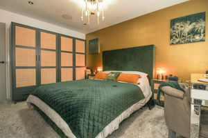 Photo 5- click for photo gallery